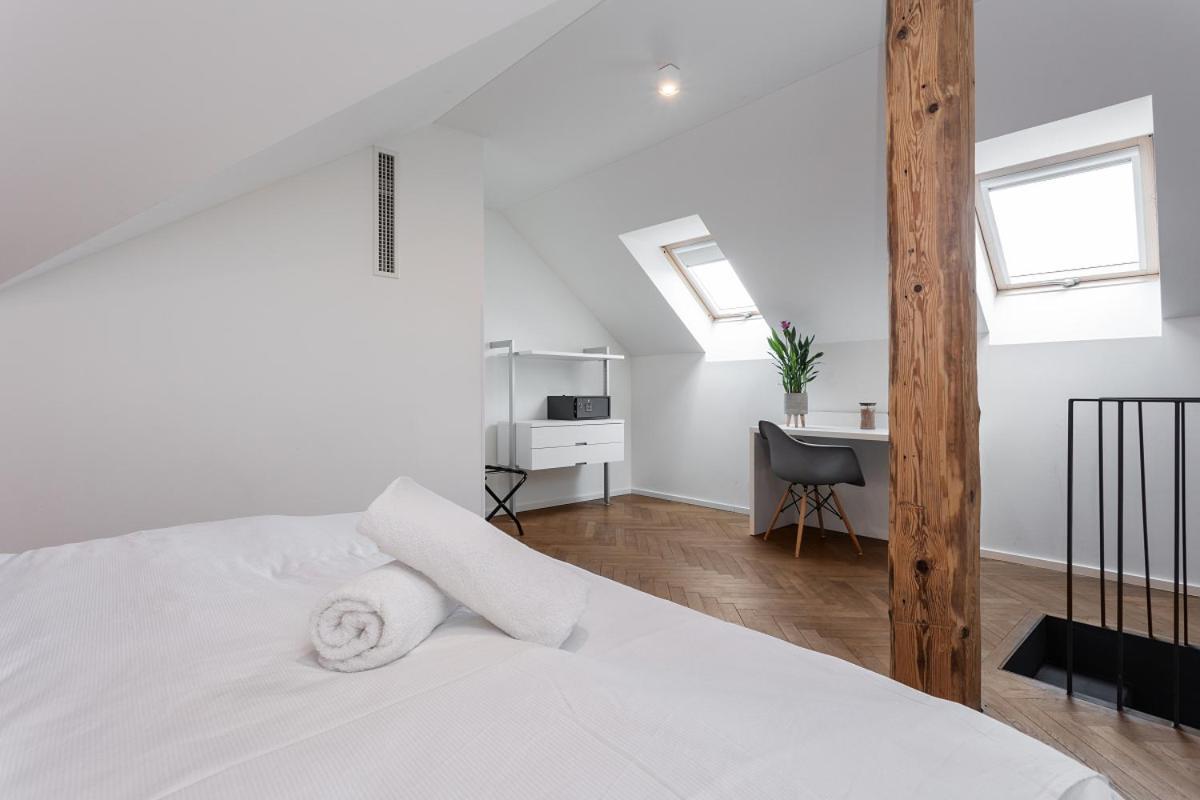 Daire Modern Close To River Prag